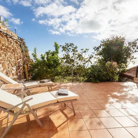 Mountain Getaway For Hikers 1