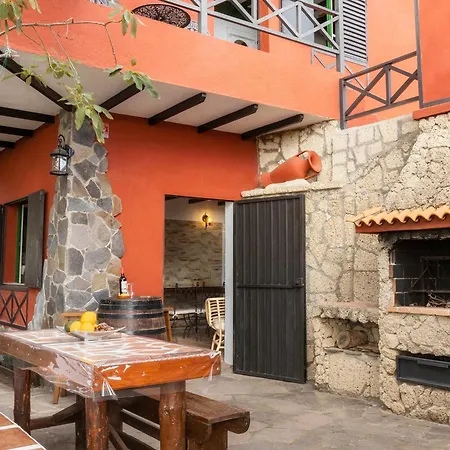 Mountain Getaway For Hikers 1