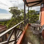 Mountain Getaway For Hikers 1 Casa de Férias *