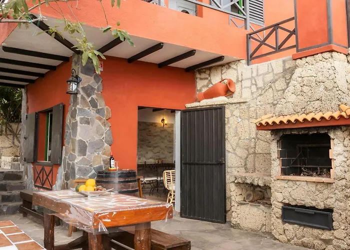 Mountain Getaway For Hikers 1