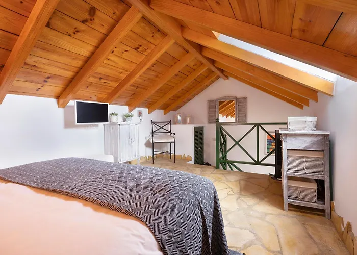 度假居 Mountain Getaway For Hikers 1 *